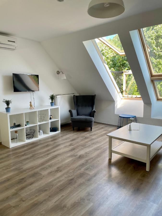 Fresh Garden Apartments Шиофок Экстерьер фото