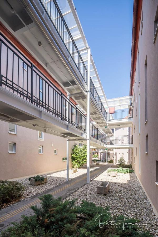 Fresh Garden Apartments Шиофок Экстерьер фото